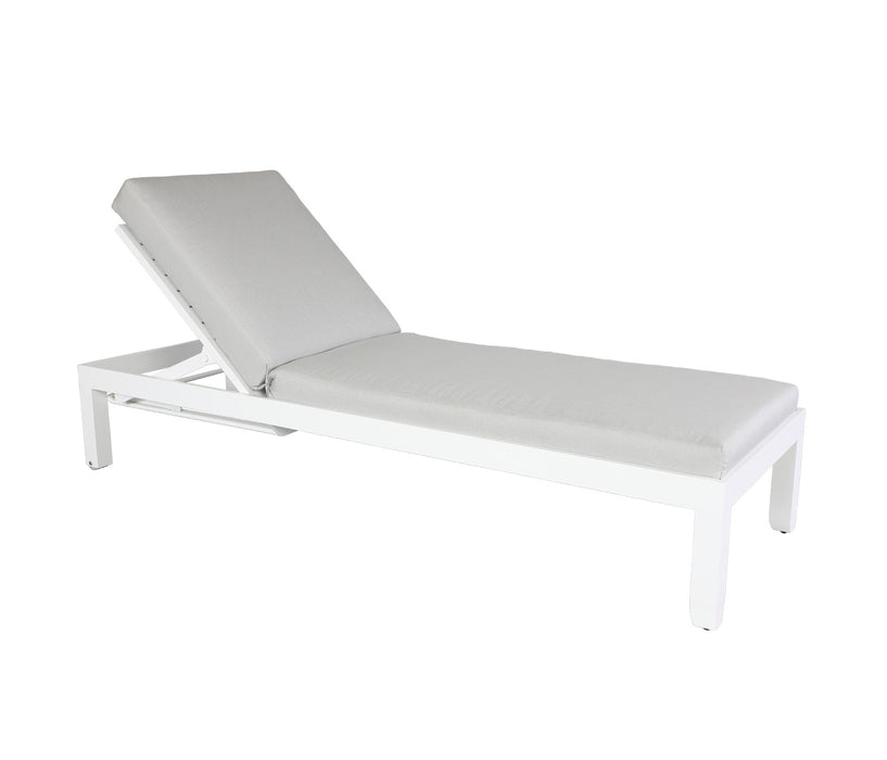 Apex Chaise Lounge