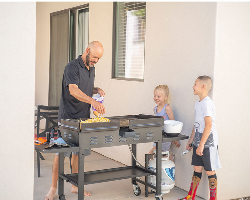 36” Griddle Cooking Station in Classic Black