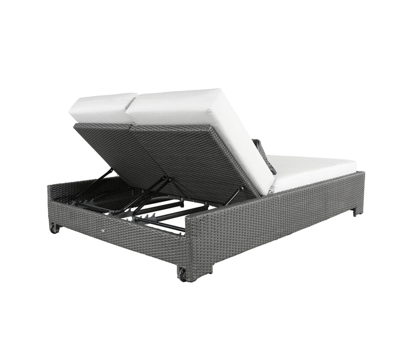 Chorus Square Outdoor Daybed